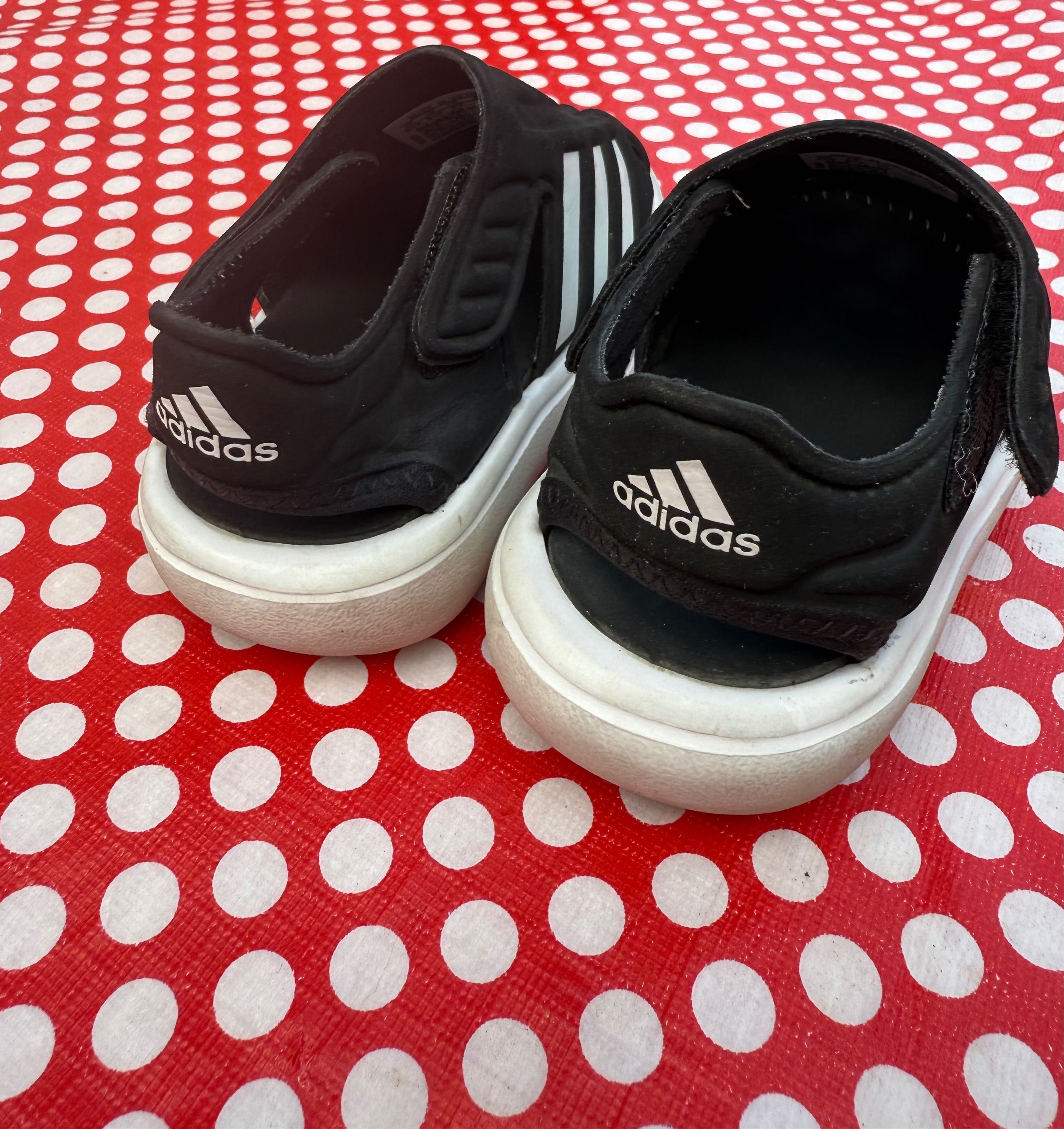 Детски сандали Adidas
