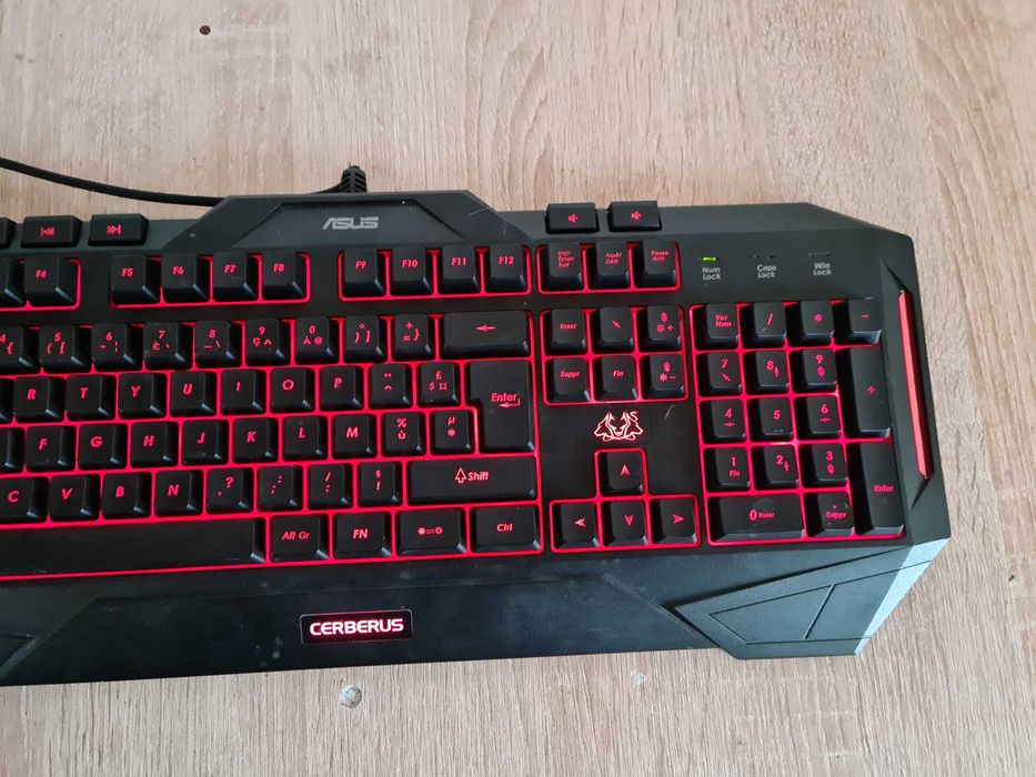 tastatura asus cerberus