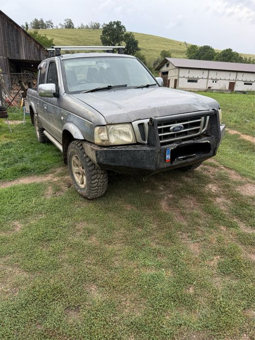 Mazda b2500/ ford ranger