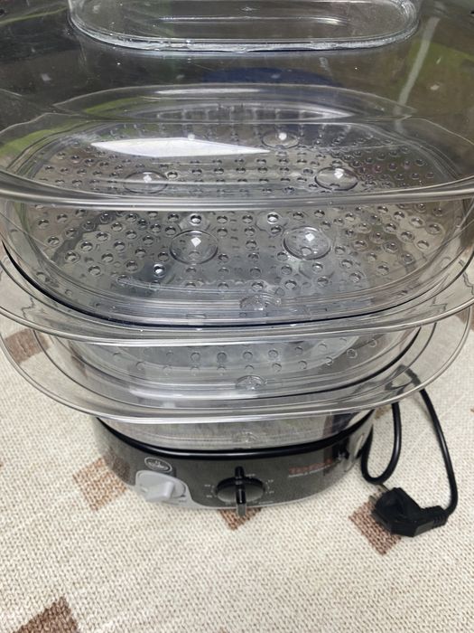 Aparat de gătit cu aburi