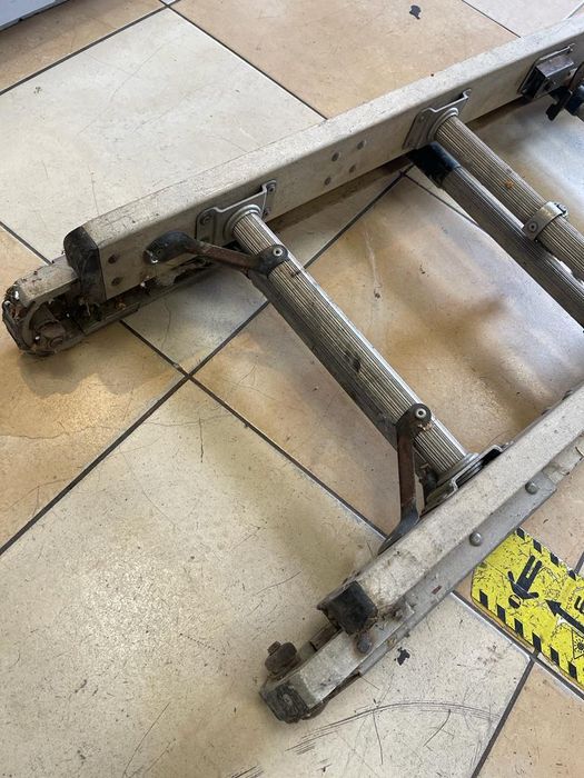 Scara din fibra de sticla 3.80m 12 trepete -A-