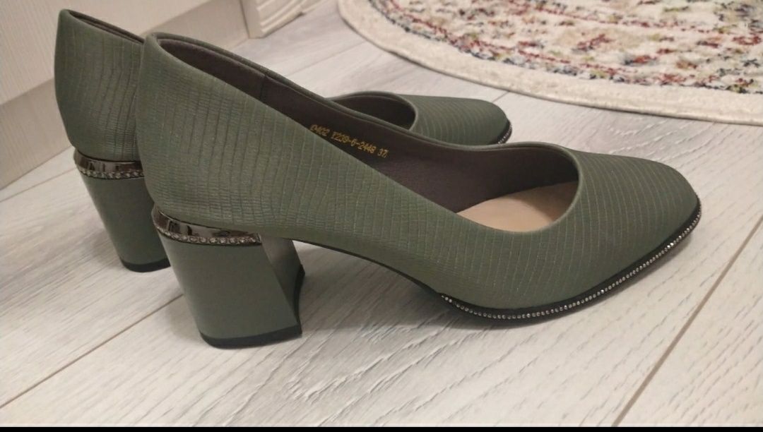 Туфли зеленые удобные