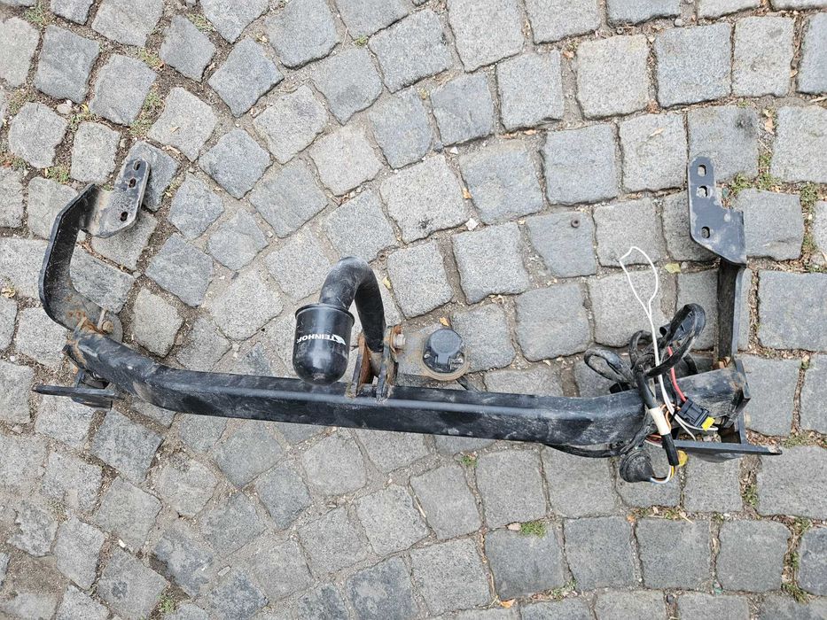 Теглич за Citroen C4 Picasso 2011 -2013 модел