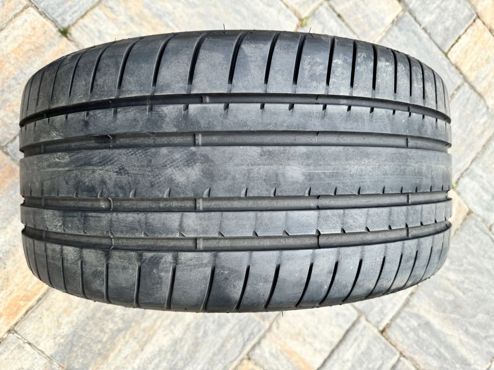 Vand o anvelopa GoodYear asimetric 3 an 2020