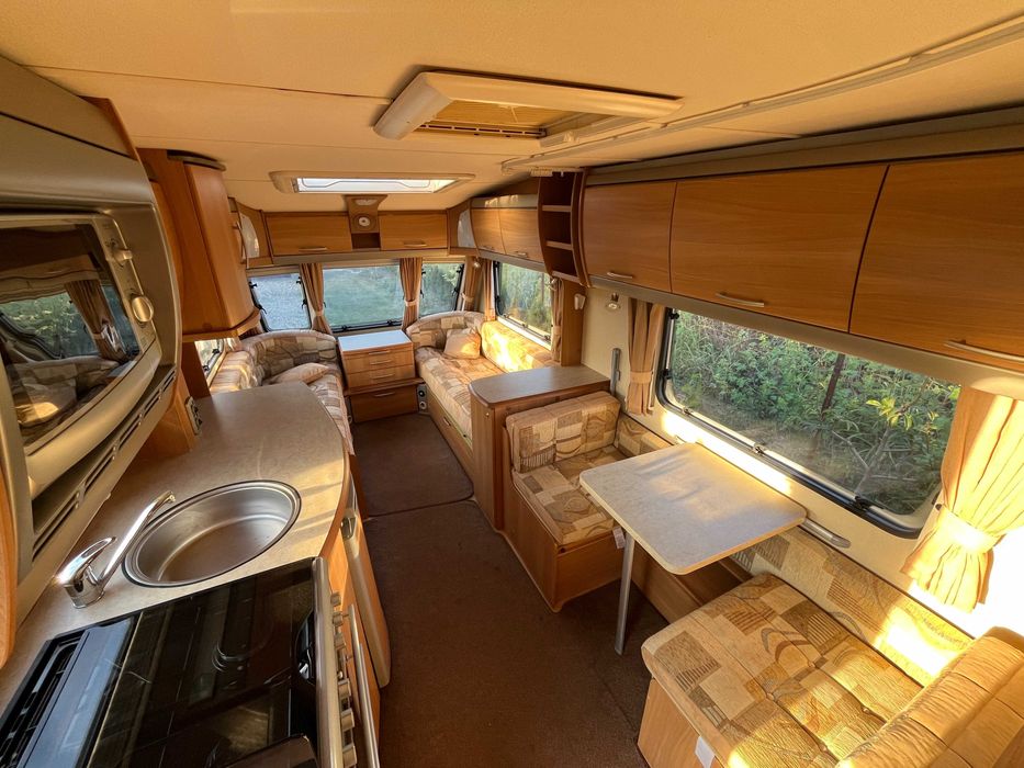 Rulota Swift Challenger 2008 2 zone Off Camping Cabina Dus Acumulator