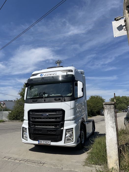 Reparatii statii radio CB calibrari antene, montari Camioane TIR