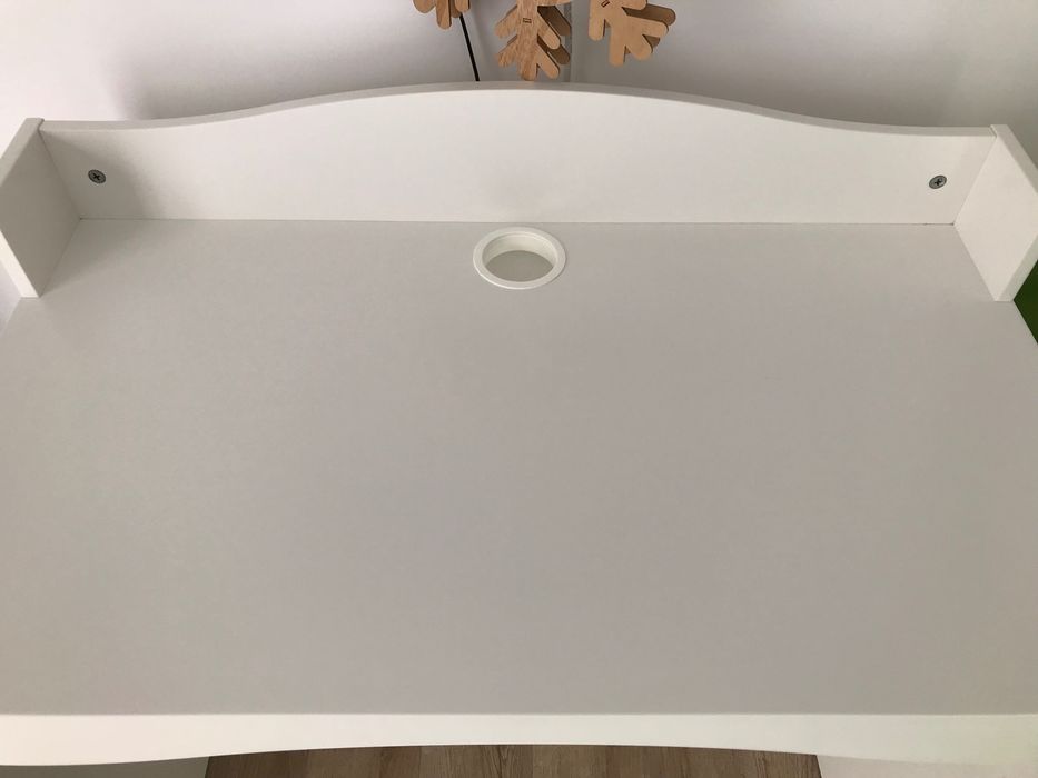 Vând birou SMAGORA IKEA,