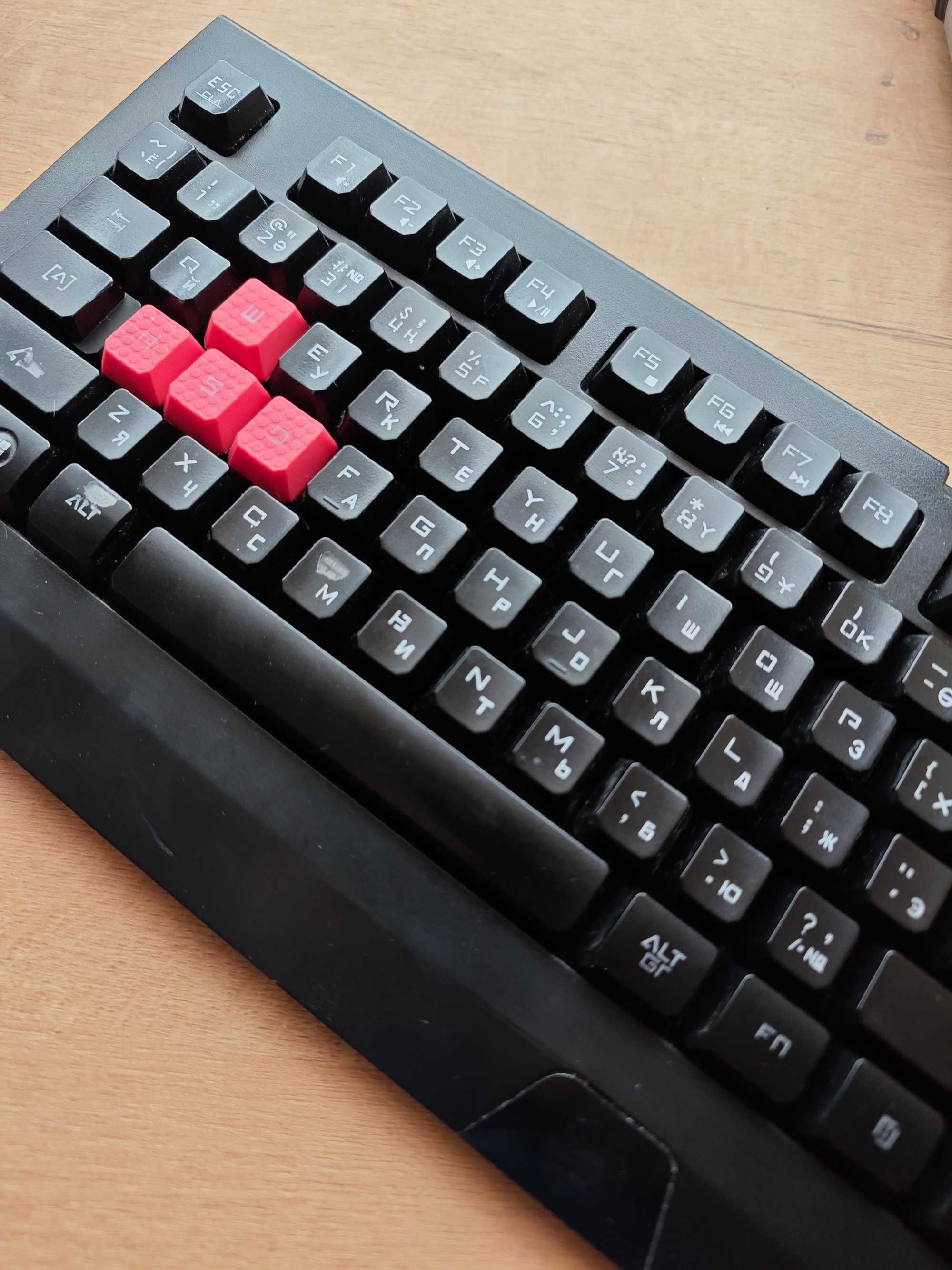 игровая клавиатура A4Tech Bloody B120N