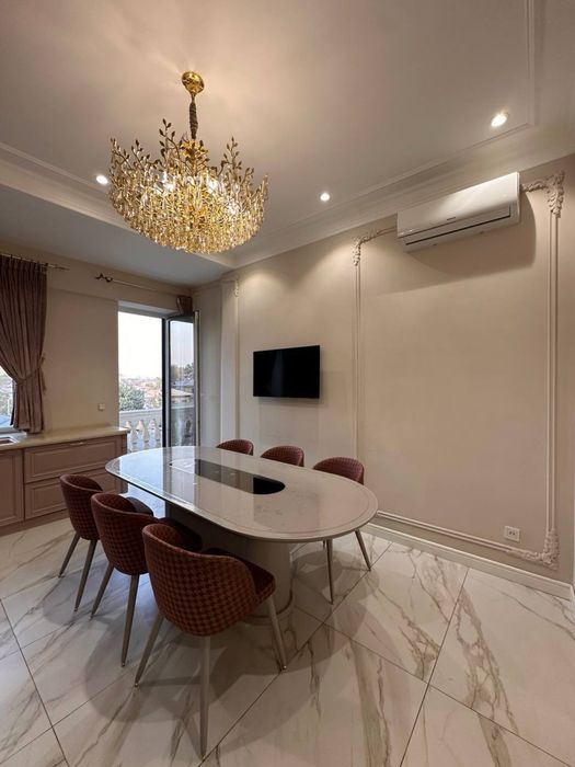 Жк "Лондон" 3/4/10 124кв.м евро ремонт с мебелью и техникой срочно