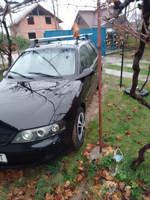 Vând Opel Vectra B