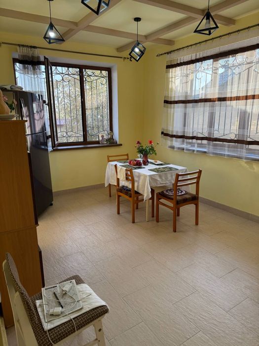 Продаю дом в махалле