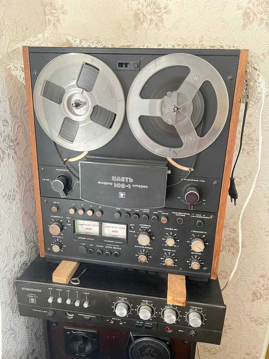 Магнитофон ссср раритет