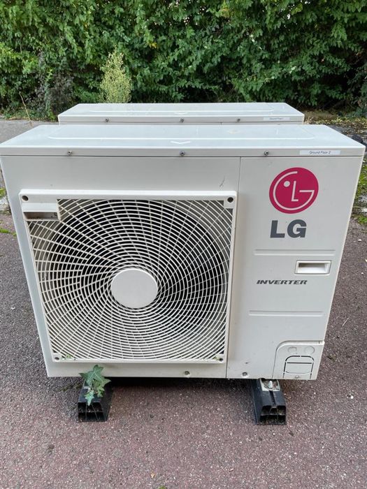 LG климатик касетъчен 30ка 10kw подходящ за термопомпа