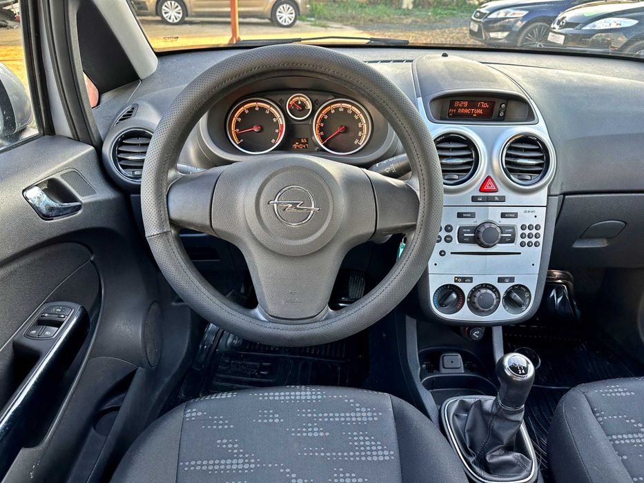 Opel Corsa 1.4i | An 2012 EURO 5 | RATE Fixe | LIVRARE GRATUITĂ
