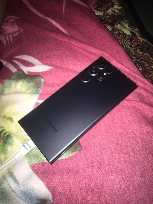 Samsung s22 ultra 12/256