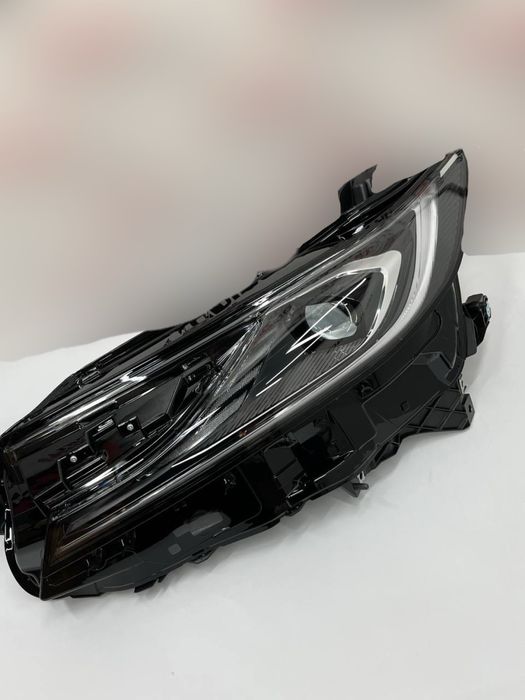 Toyota Camry 80 фара