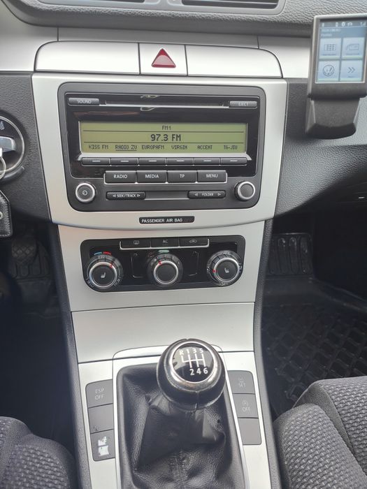 Urgent Passat B6 2010 benzină