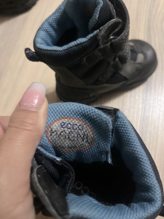 Ghete Ecco nr 20 piele cu goretex. Impecabile