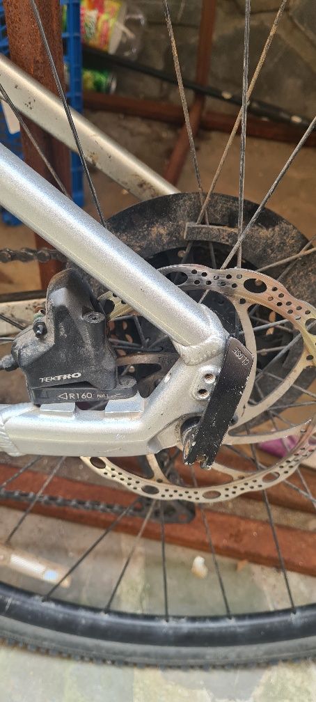 Bicicleta sirrus 3.0 in stare perfecta de functionare