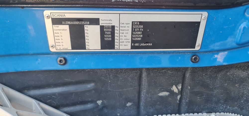 Scania R480 6x4.