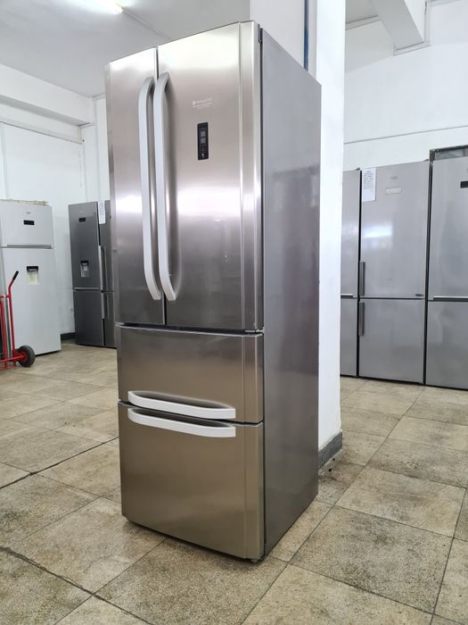 Side by Side Ariston Hotpoint