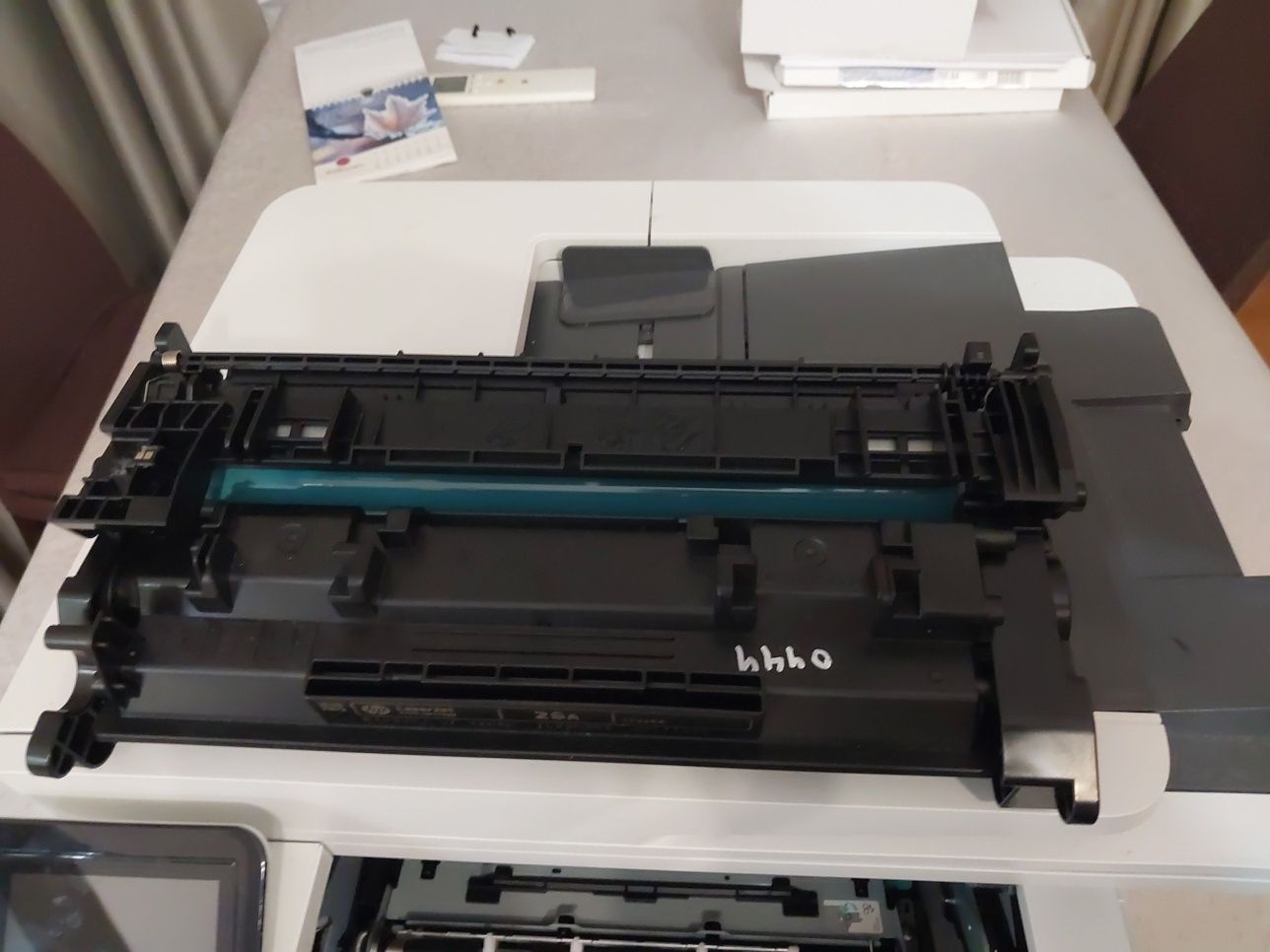 Продавам отличен принтер HP LaserJet M426dw A4 принтер/скенер/копир