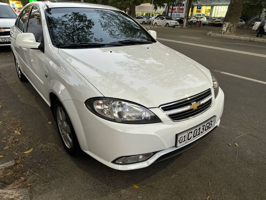 Lacetti Gentra 2019 3-p AT