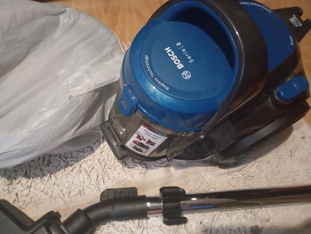 Продам пылесос Bosch