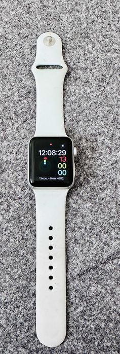 Часовник Apple watch 3 series Епъл уотч 38 мм 8 GB