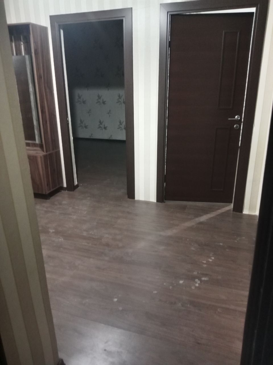 Zangi ota myas kabinat 2*3*4 yangi qurilgan dom sotiladi remon ortacha