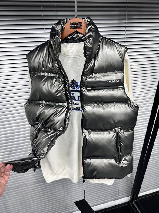 Мъжки елеци различни модели