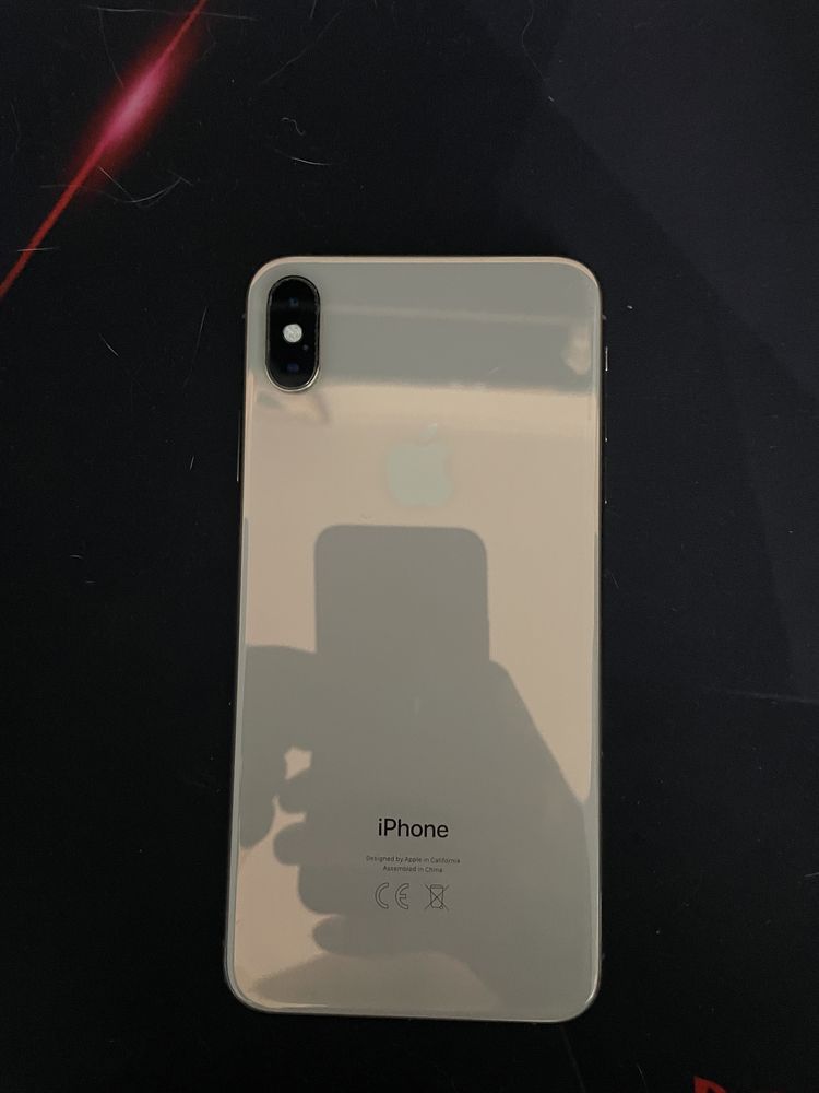 iphone xs max gold fisurat