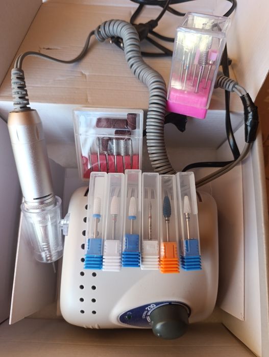 Електрическа пила Strong