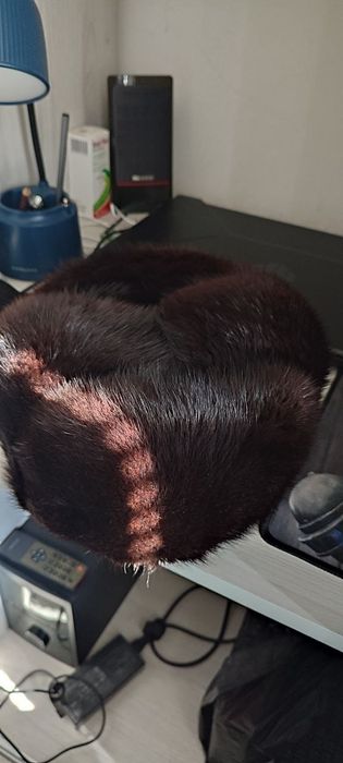 Продается натуральная зимняя шапка