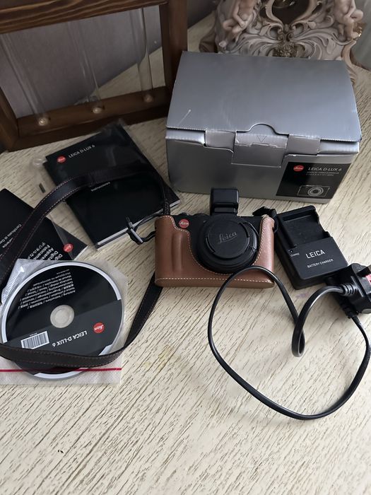 цифровая камера Leica D-Lux 6