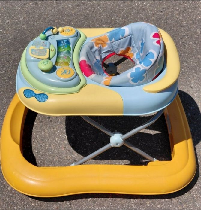 Rotobil copii Premergator Chicco DJ Baby Walker