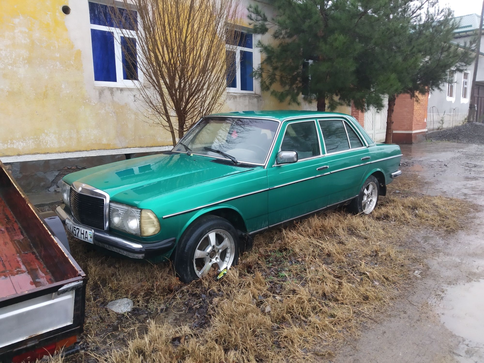 W 123 мерседес бенц