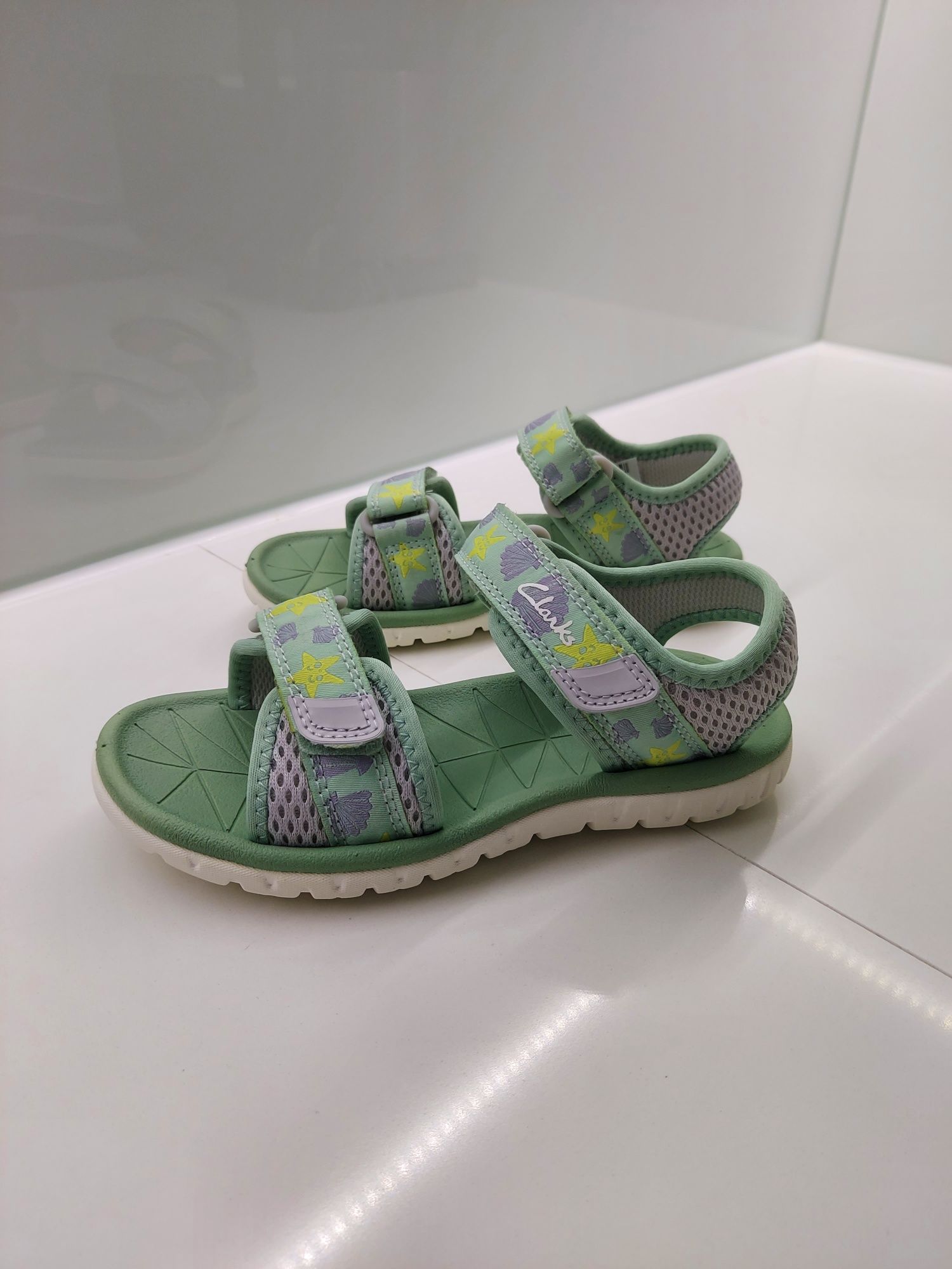 Детски сандали Clarks, номер 29 и 33