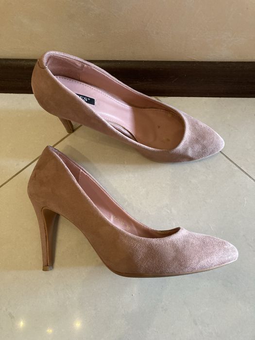 Лот дамски обувки, кожа, на ток, 38/39 номер, до 50 лв./чифт