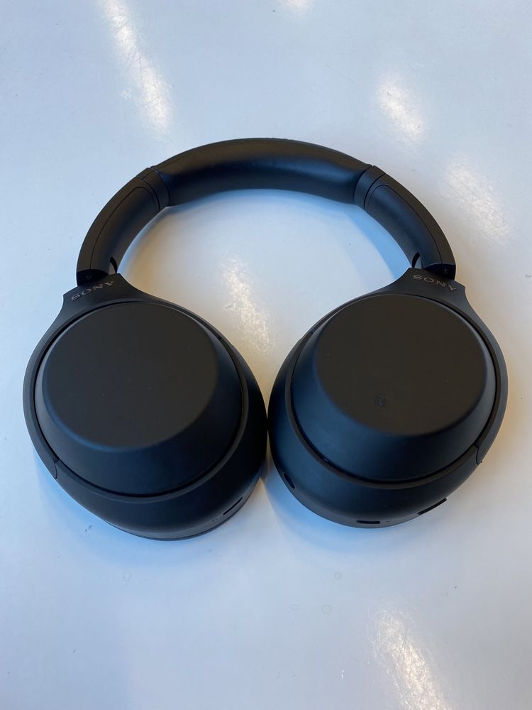 Наушники Sony WH-1000XM4 Black