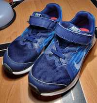 Pantofi sport Nike, marimea 29.5