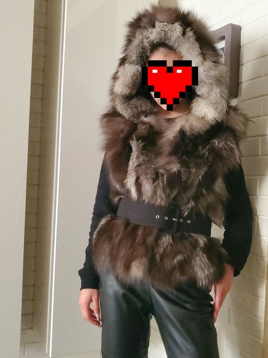 Елек лисица с качулка