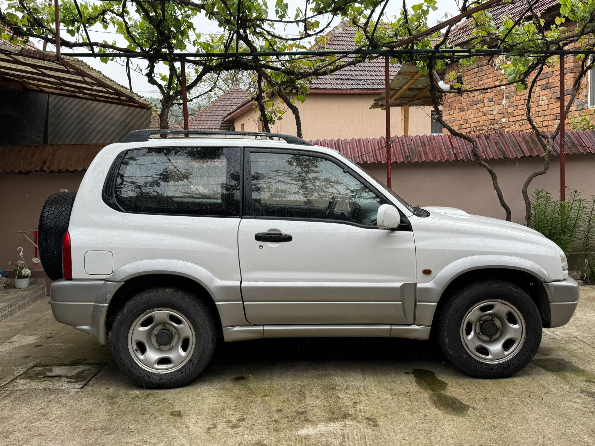 Suzuki grand vitara