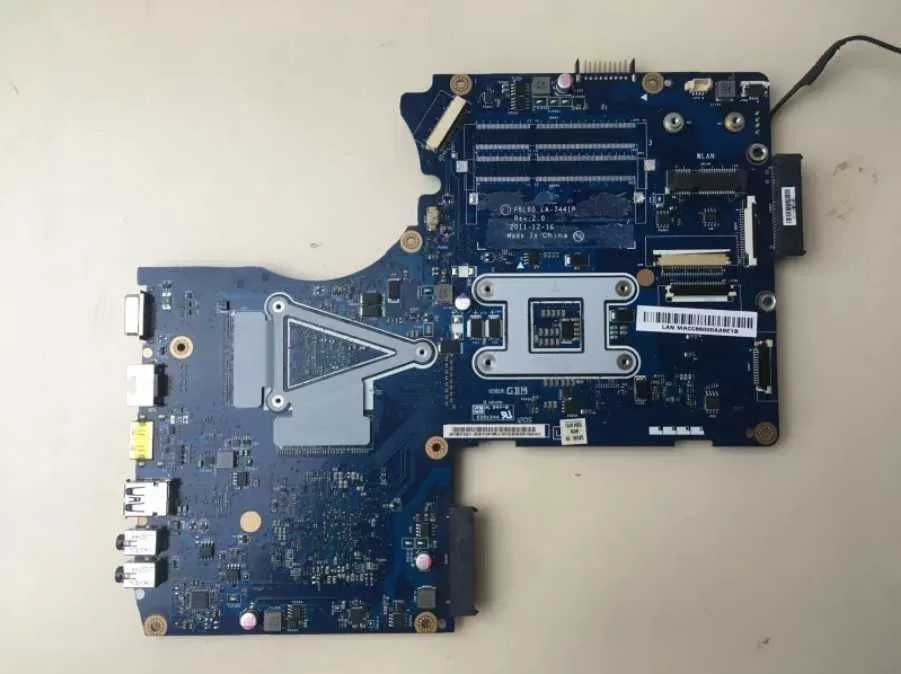 Asus K93S на части