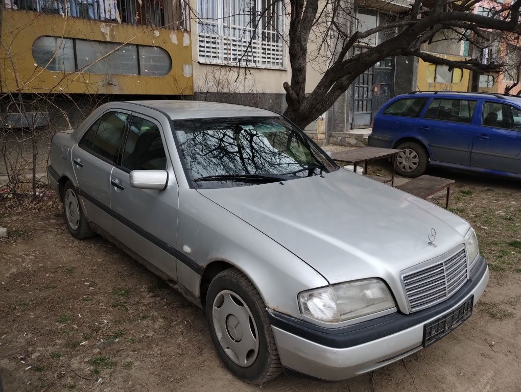 !!!На части!!!Mercedes C220 W202 2.2d