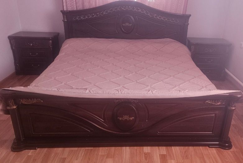 Продаётся бу спальный гарнитур