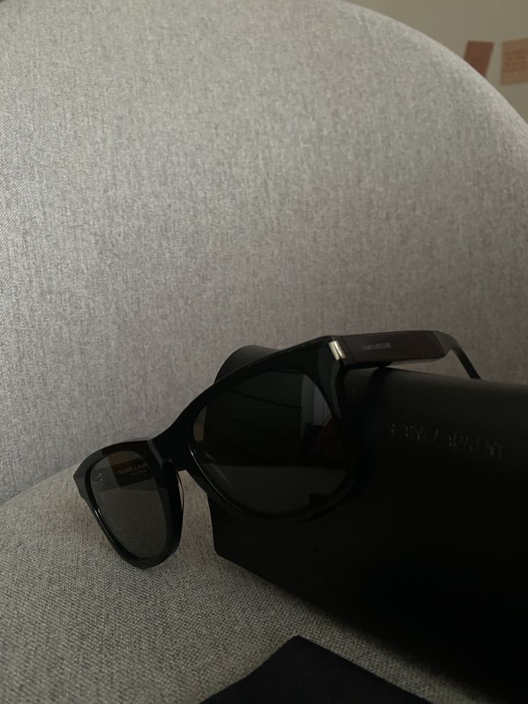 Слънчеви очила Yves Saint Laurent - оригинал YSL