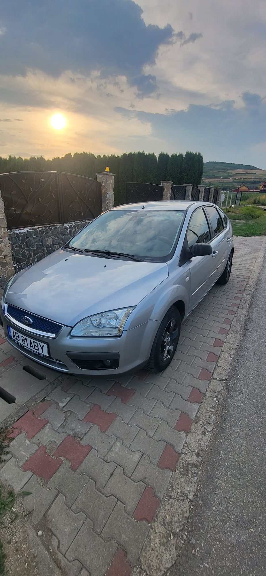 Ford Focus 1.6 Benzină