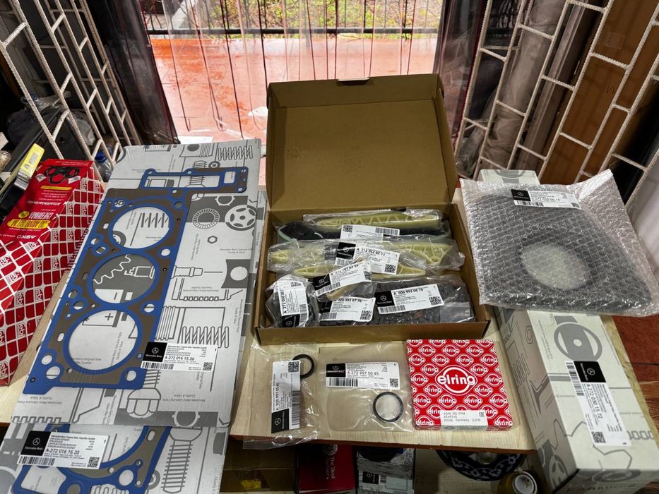 М 272 3.5 Матор Запчастлари наличи бор