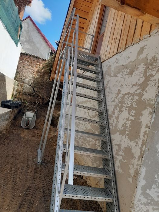 Scări metalice galvanizate la orice demisiune asiguram transport ori u